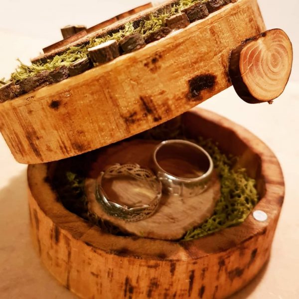 wedding ring box, special day, wedding day, crafty weddings, natural, eco wedding, whimsical wedding, gift box, special box, hand made gifts, handmade, moss and wood